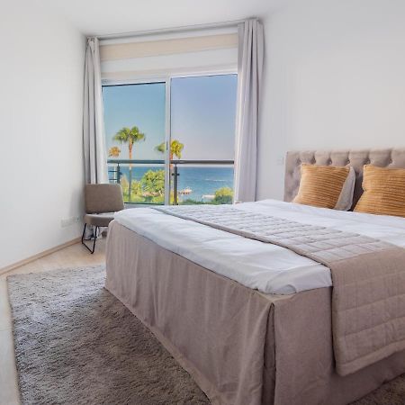 Sanders Ermitage On The Beach - Delightful 1-Bedroom Apartment With Sea View Limassol Luaran gambar